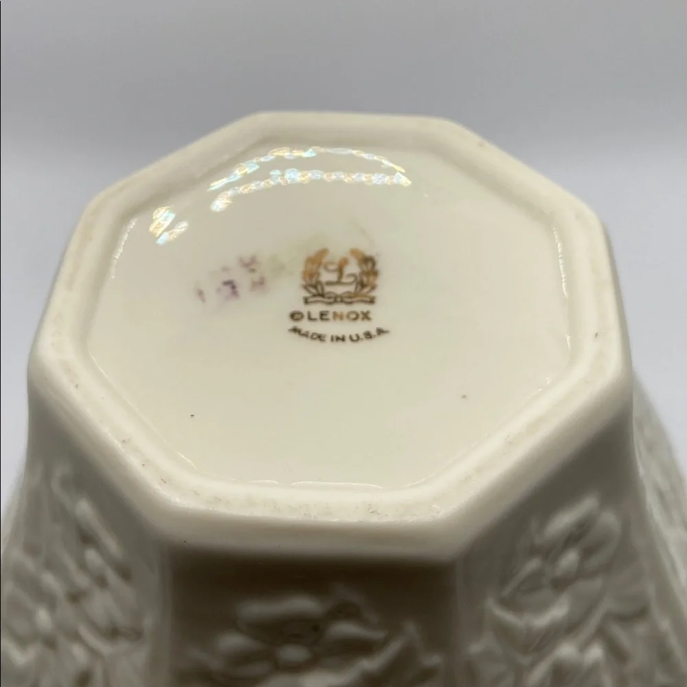 Vintage Lenox Porcelain Vase With 25K Gold Trim Garden Collection